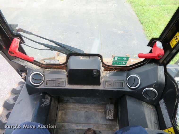 image for item GI9181 JCB 225  skid steer loader