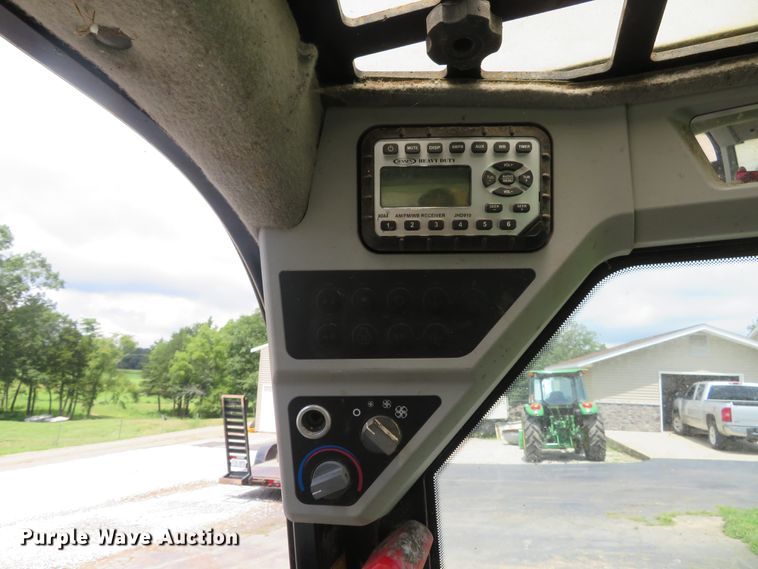 image for item GI9181 JCB 225  skid steer loader