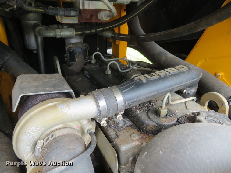 image for item GI9181 JCB 225  skid steer loader