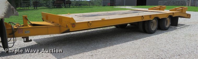 image for item GI9182 1999 Belshe DT255 equipment trailer