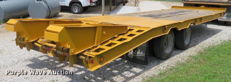 image for item GI9182 1999 Belshe DT255 equipment trailer