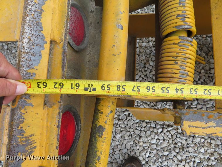 image for item GI9182 1999 Belshe DT255 equipment trailer