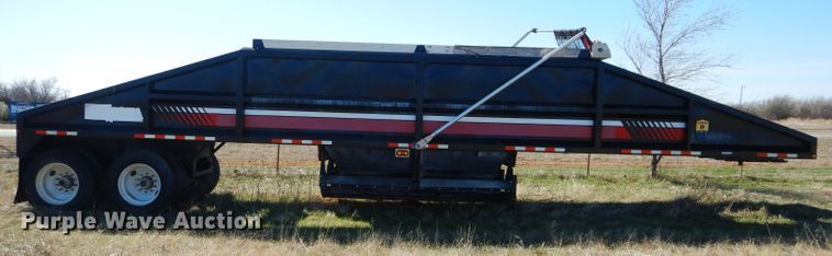 image for item GK9023 2013 Dakota bottom dump trailer
