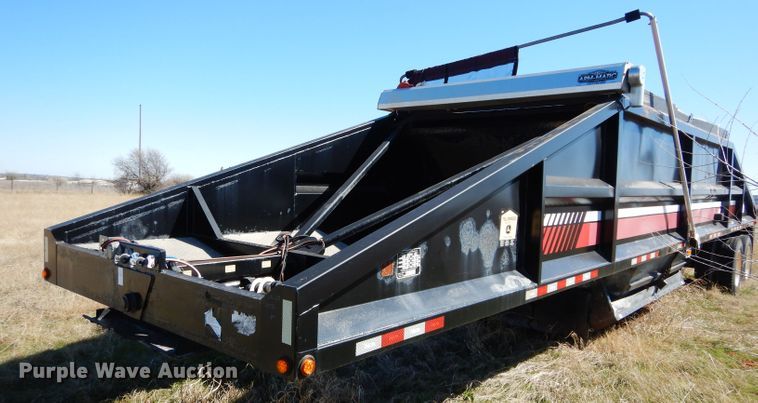 image for item GK9023 2013 Dakota bottom dump trailer