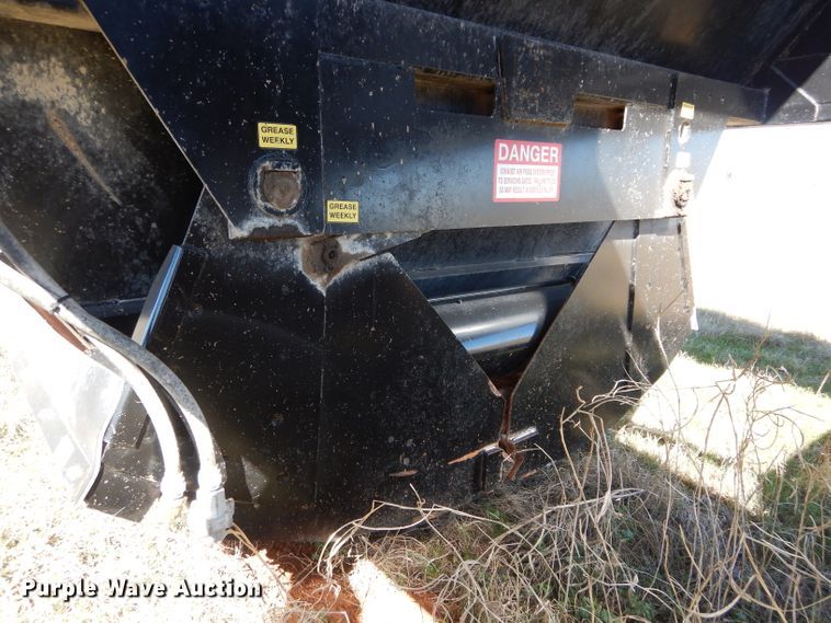 image for item GK9023 2013 Dakota bottom dump trailer