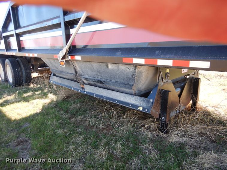 image for item GK9023 2013 Dakota bottom dump trailer