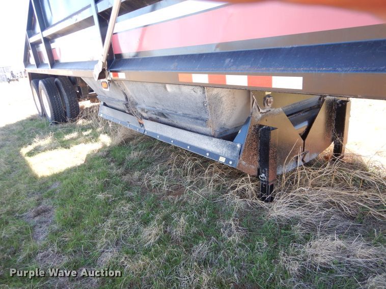 image for item GK9023 2013 Dakota bottom dump trailer