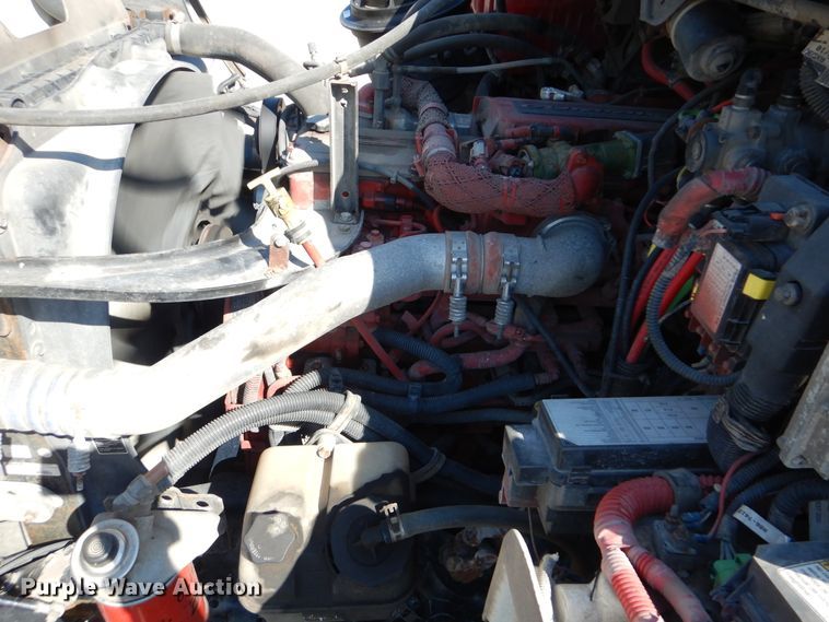 image for item GM9088 2011 Freightliner Business Class M2  bucket truck