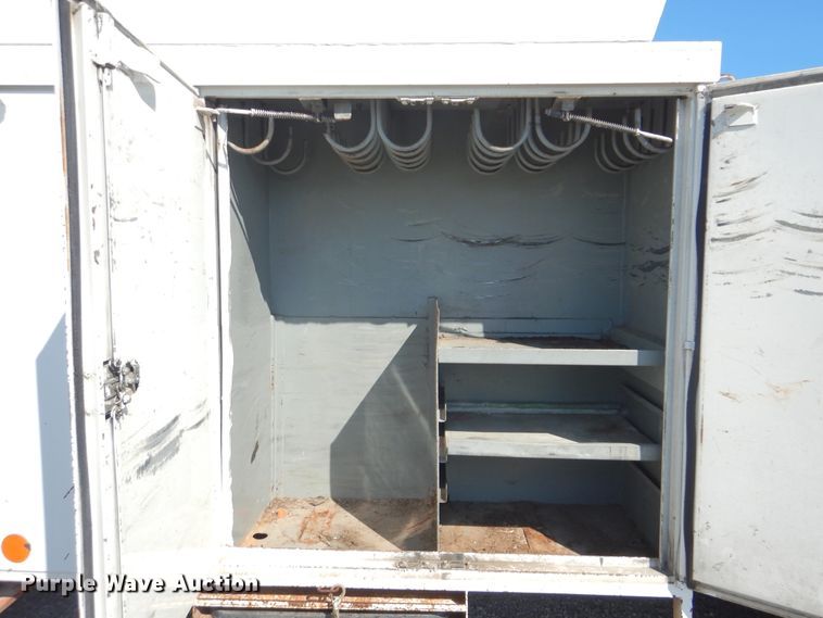 image for item GM9088 2011 Freightliner Business Class M2  bucket truck