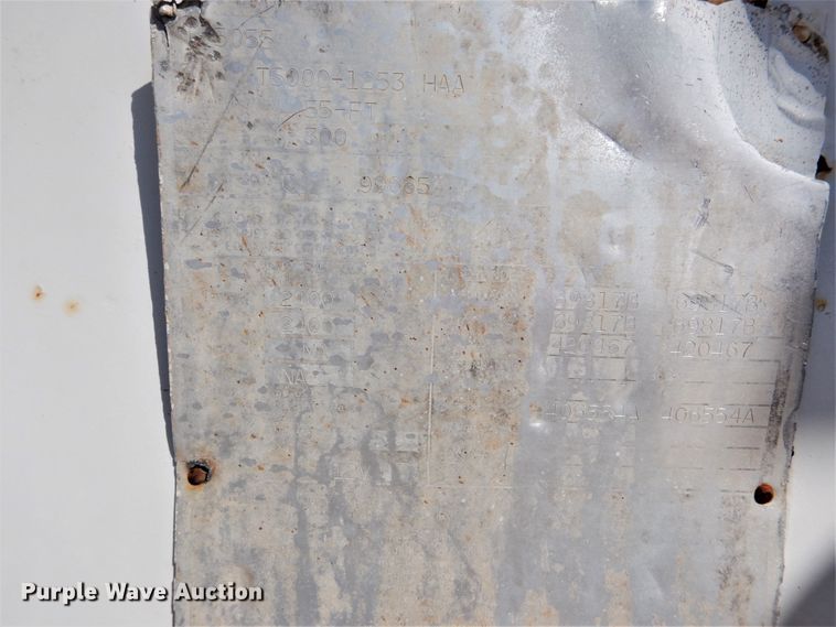 image for item GM9088 2011 Freightliner Business Class M2  bucket truck