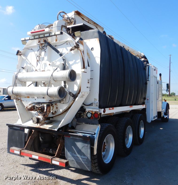 image for item GM9089 2012 Kenworth T800  vacuum excavation truck