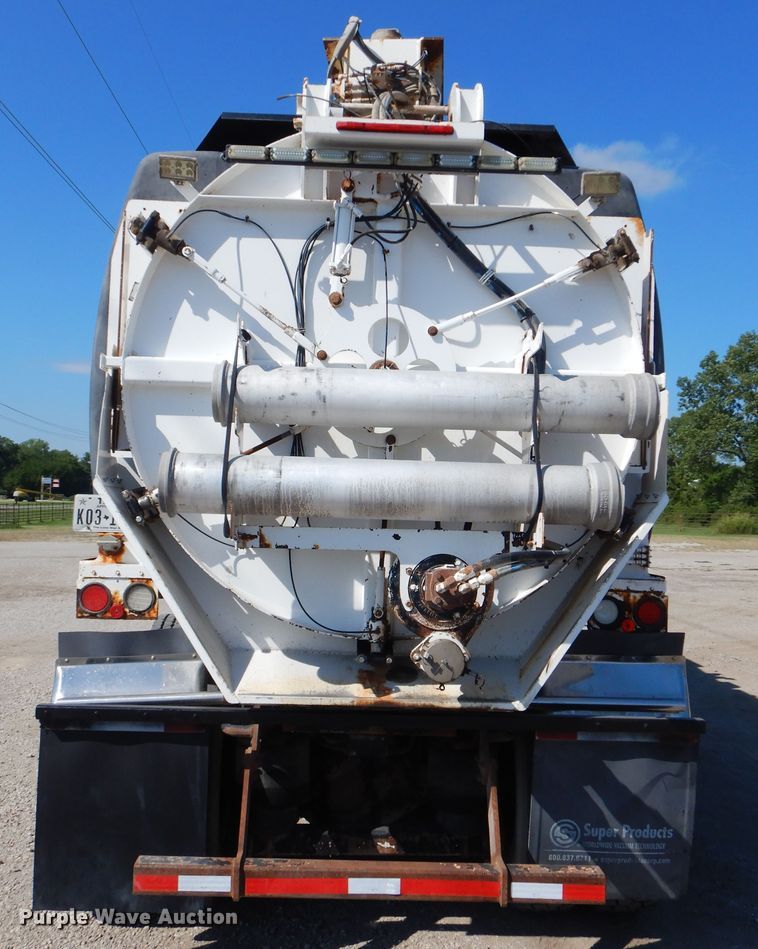 image for item GM9089 2012 Kenworth T800  vacuum excavation truck