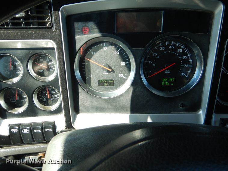 image for item GM9089 2012 Kenworth T800  vacuum excavation truck