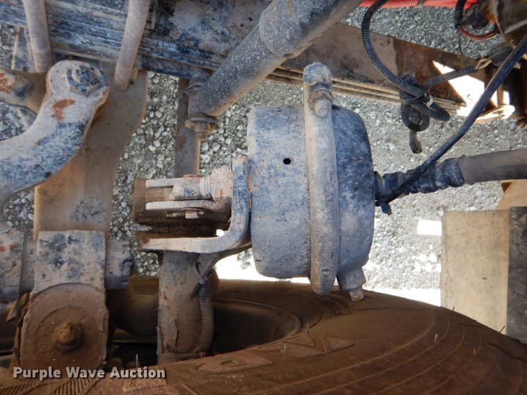 image for item GM9089 2012 Kenworth T800  vacuum excavation truck