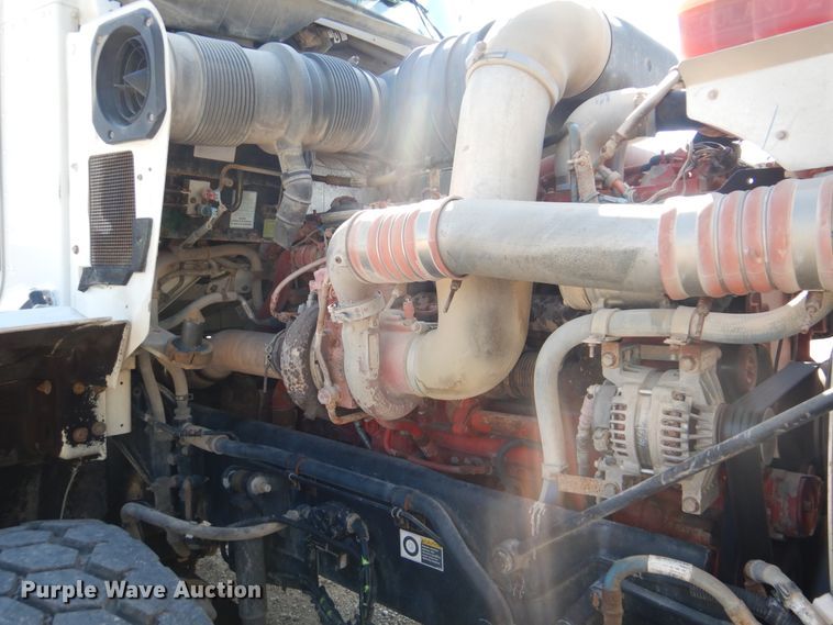 image for item GM9089 2012 Kenworth T800  vacuum excavation truck