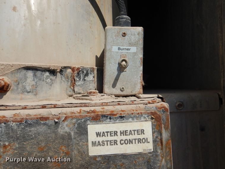 image for item GM9089 2012 Kenworth T800  vacuum excavation truck