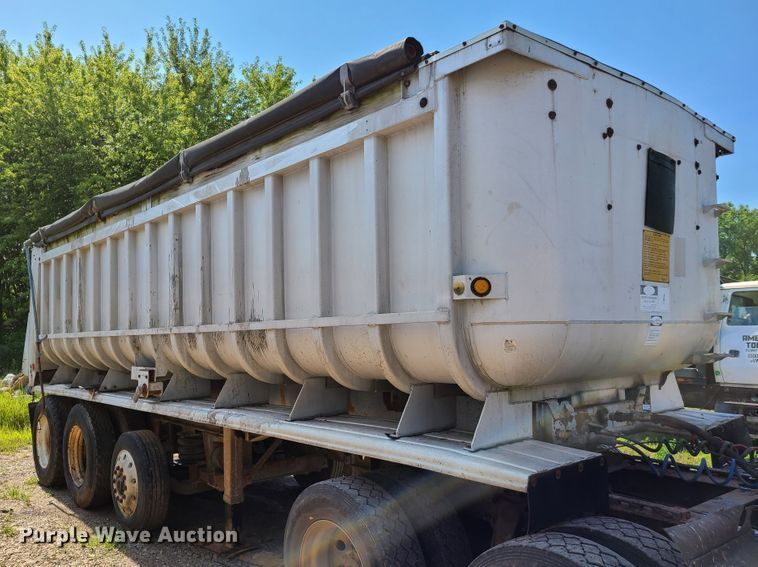 image for item GP9224 1985 Fruehauf ND2-F2-22-T end dump trailer
