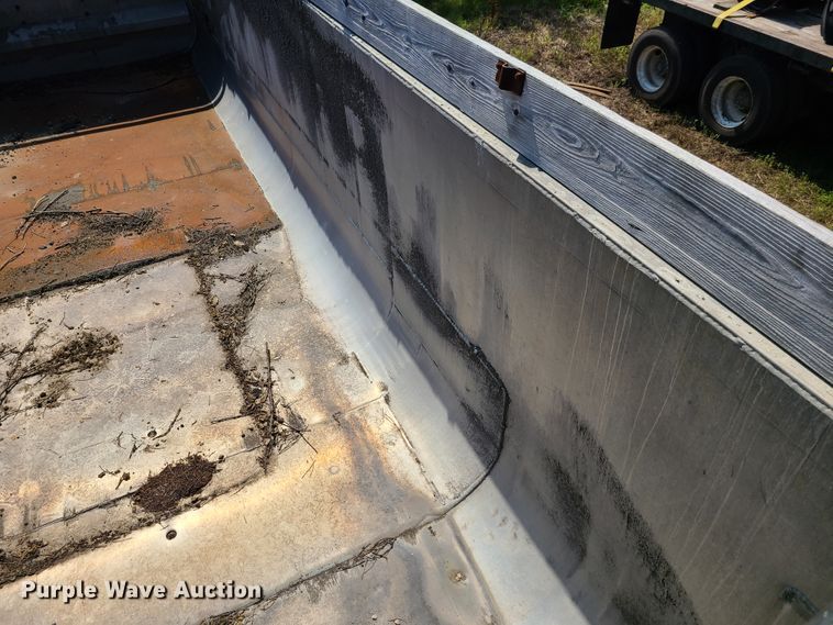 image for item GP9224 1985 Fruehauf ND2-F2-22-T end dump trailer