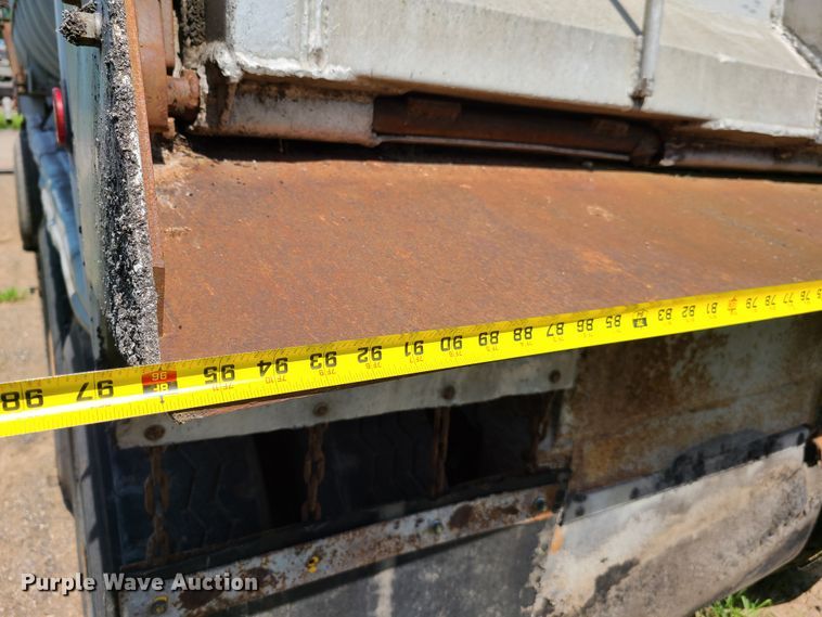 image for item GP9224 1985 Fruehauf ND2-F2-22-T end dump trailer