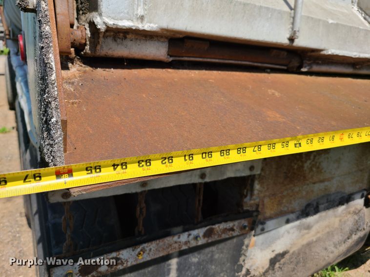 image for item GP9224 1985 Fruehauf ND2-F2-22-T end dump trailer