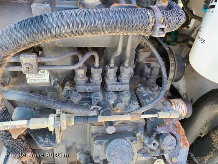 image for item GP9232 2009 Bobcat T110  tracked skid steer loader