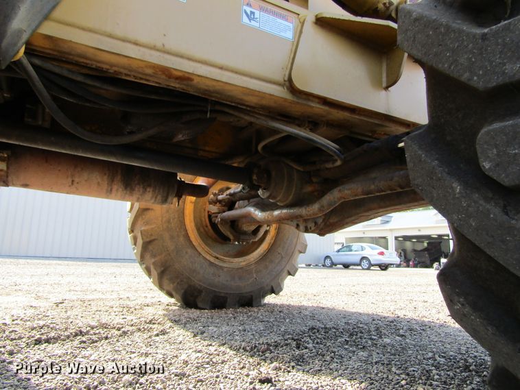 image for item GQ9055 1993 Gehl 663  telehandler