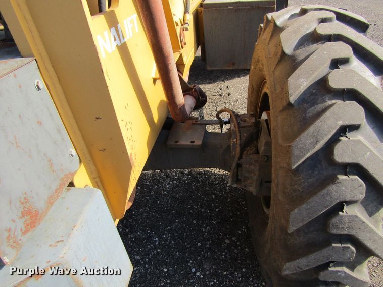 image for item GQ9055 1993 Gehl 663  telehandler