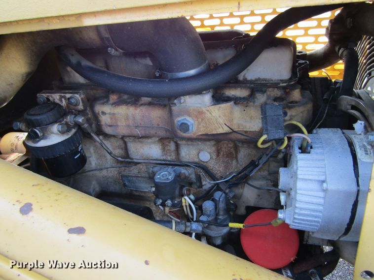 image for item GQ9055 1993 Gehl 663  telehandler