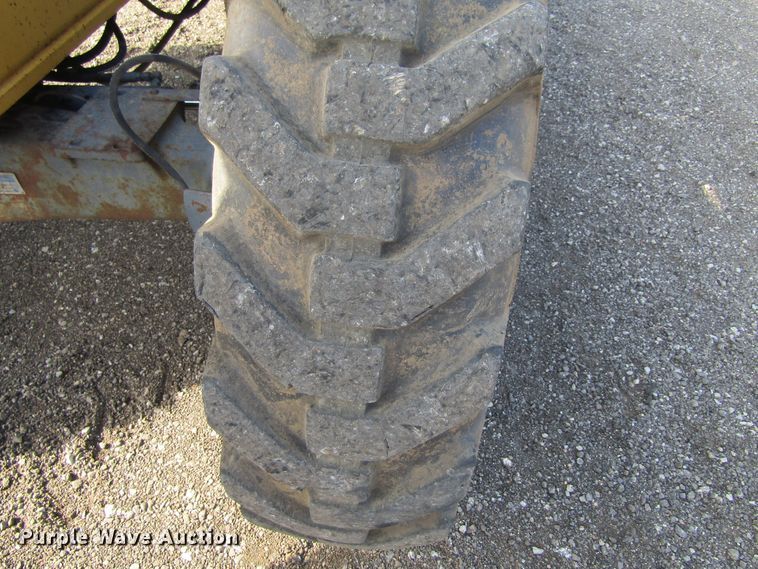 image for item GQ9055 1993 Gehl 663  telehandler