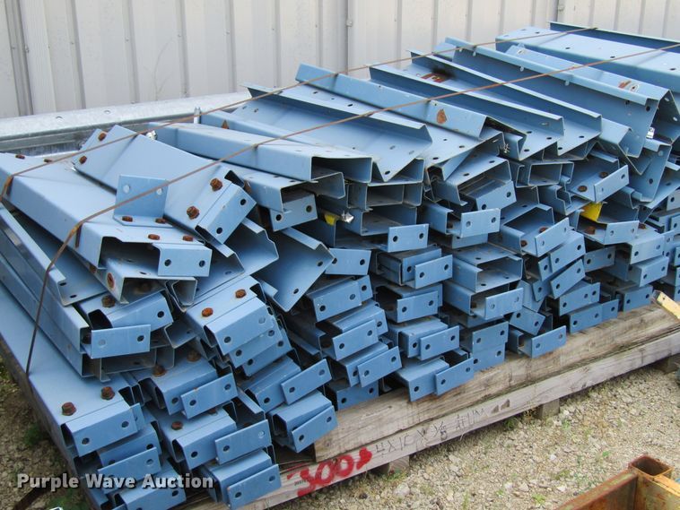 image for item GQ9061 (24) steel cross beams