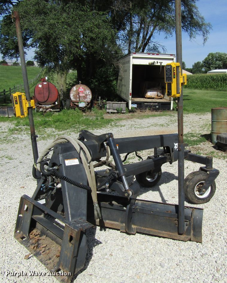 image for item GQ9074 Bobcat Grader skid steer grader