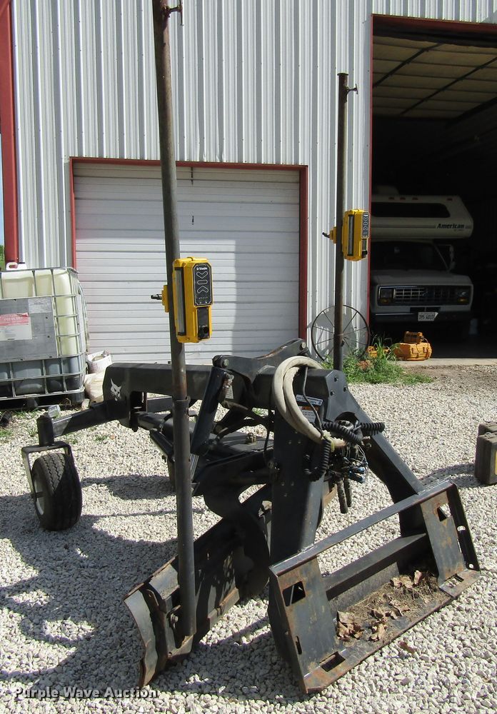 image for item GQ9074 Bobcat Grader skid steer grader