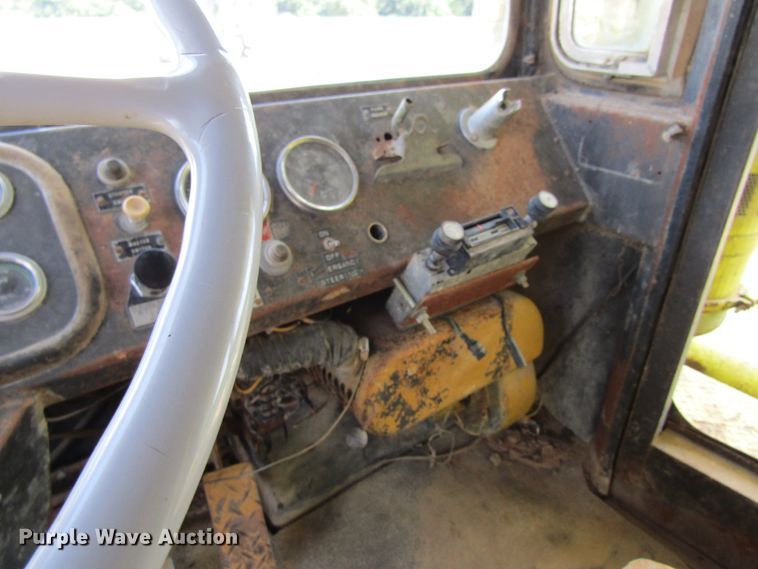 image for item GQ9083 1979 Euclid R22-208FD  haul truck