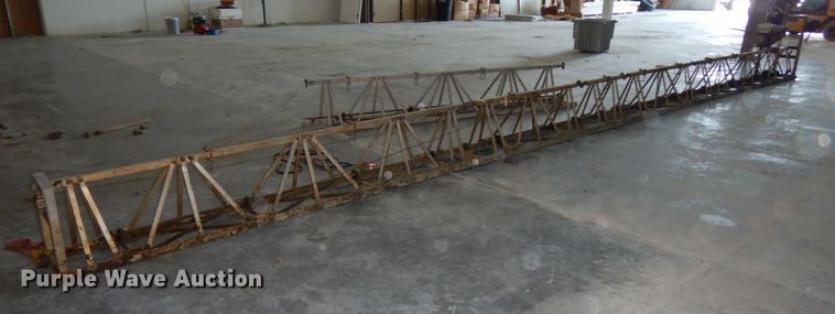 image for item GQ9749 42' vibratory screed