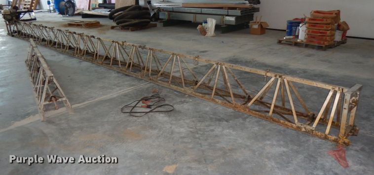 image for item GQ9749 42' vibratory screed