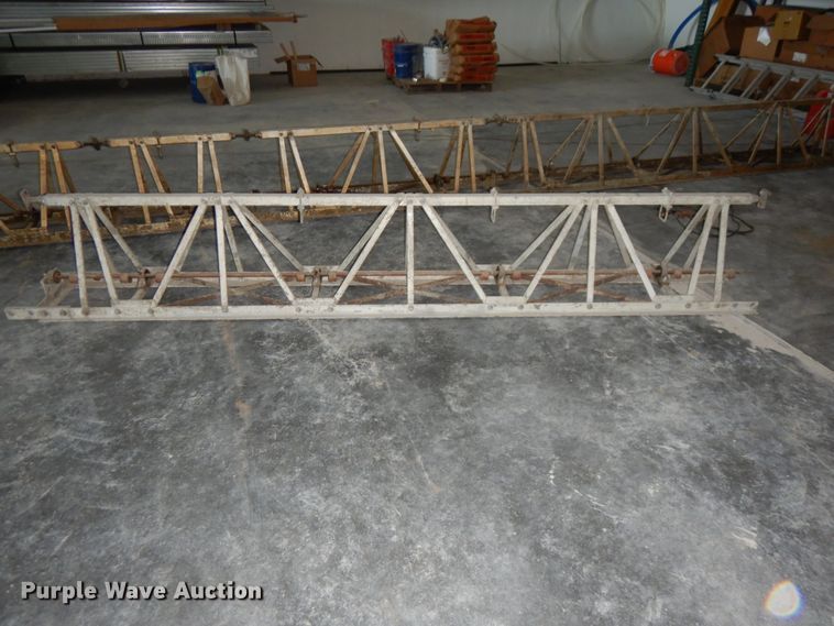 image for item GQ9749 42' vibratory screed