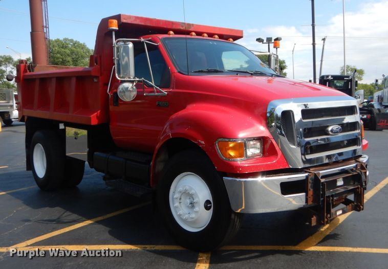 image for item GV9170 2006 Ford F650 Super Duty XLT  dump truck