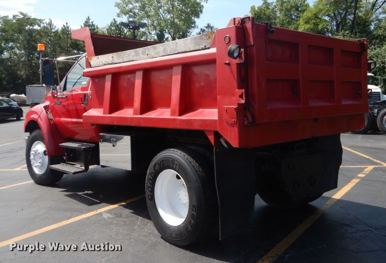 image for item GV9170 2006 Ford F650 Super Duty XLT  dump truck