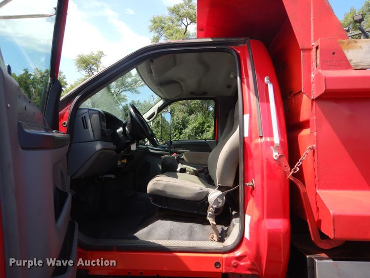 image for item GV9170 2006 Ford F650 Super Duty XLT  dump truck