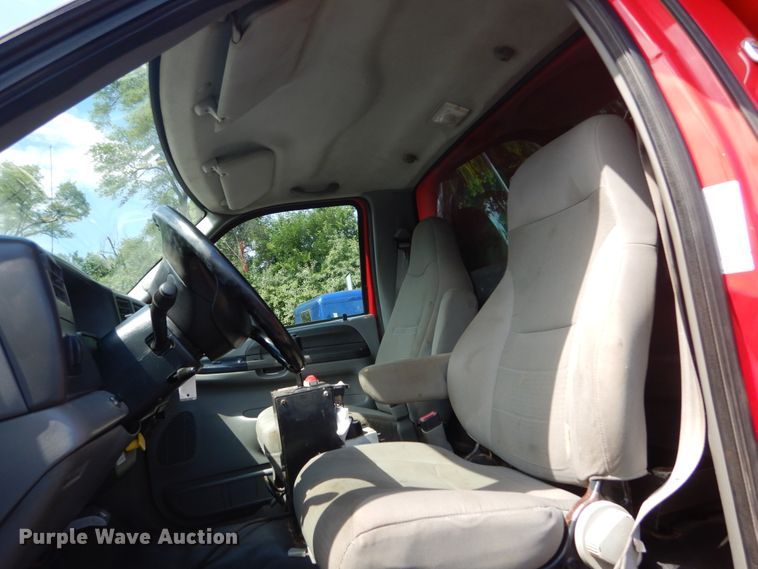 image for item GV9170 2006 Ford F650 Super Duty XLT  dump truck