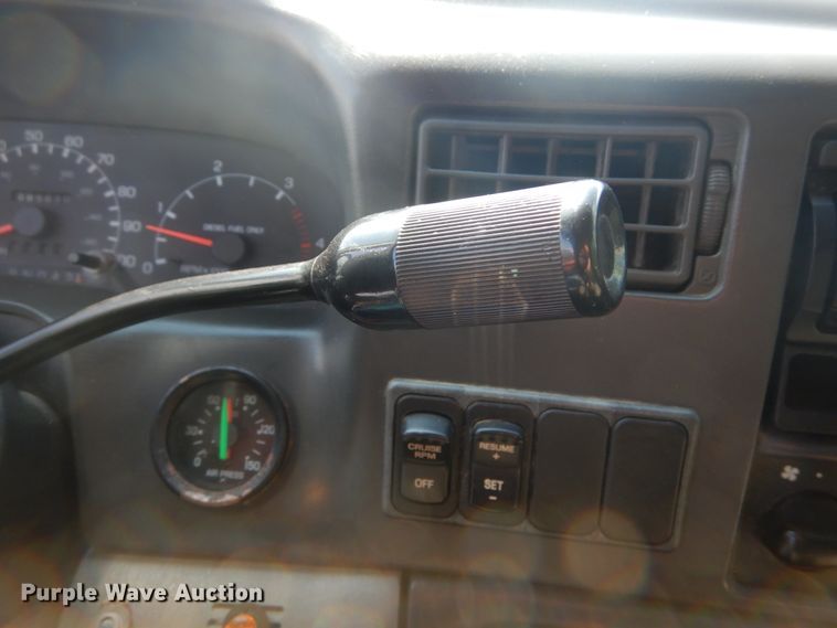 image for item GV9170 2006 Ford F650 Super Duty XLT  dump truck