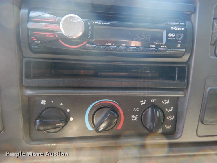 image for item GV9170 2006 Ford F650 Super Duty XLT  dump truck