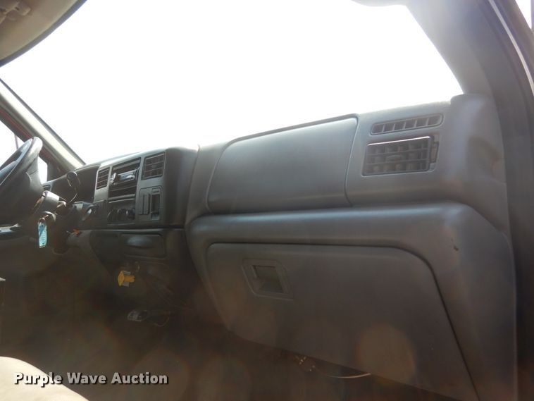 image for item GV9170 2006 Ford F650 Super Duty XLT  dump truck