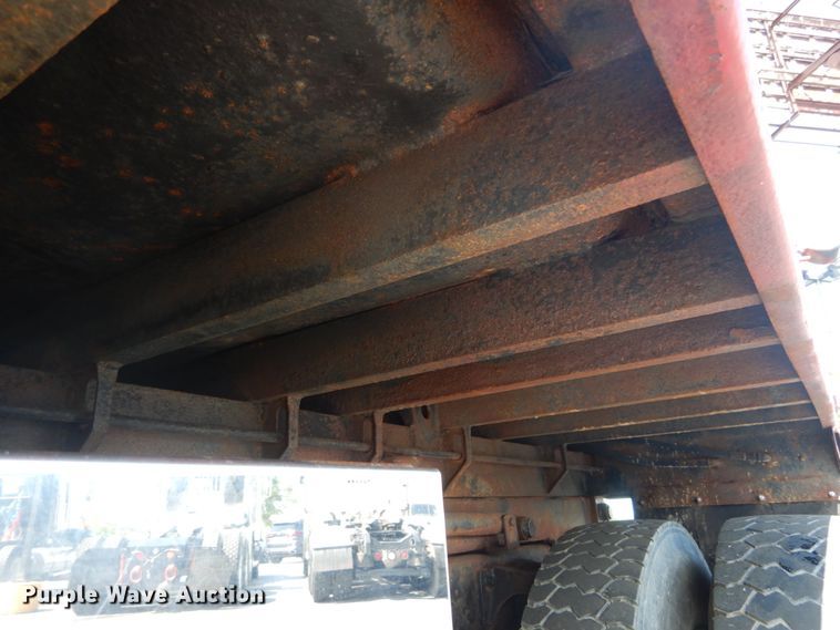 image for item GV9170 2006 Ford F650 Super Duty XLT  dump truck