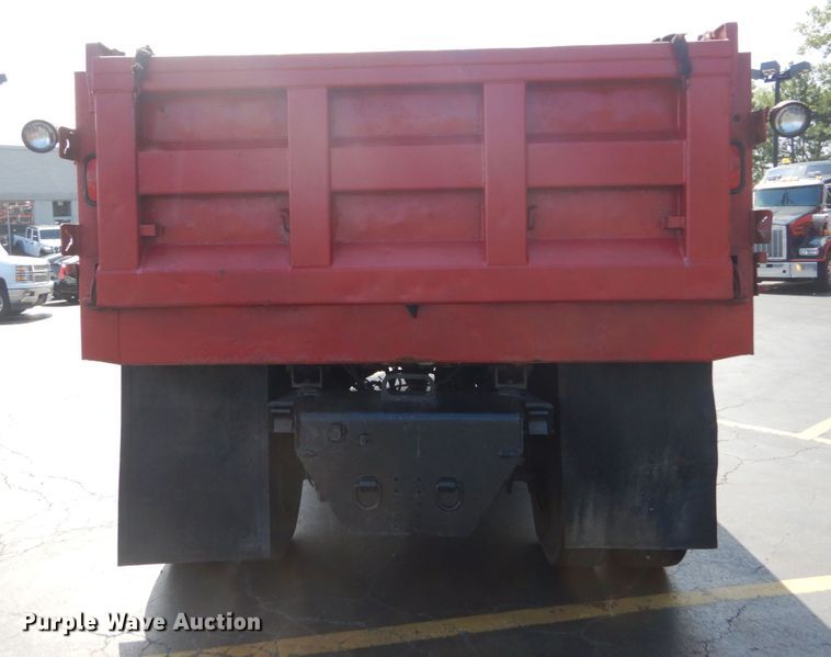 image for item GV9170 2006 Ford F650 Super Duty XLT  dump truck