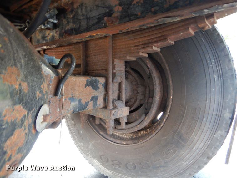 image for item GV9170 2006 Ford F650 Super Duty XLT  dump truck