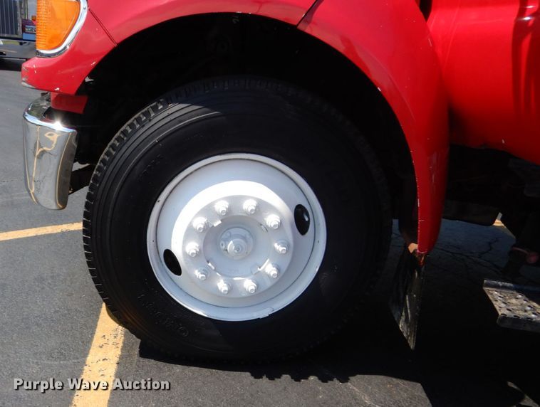 image for item GV9170 2006 Ford F650 Super Duty XLT  dump truck