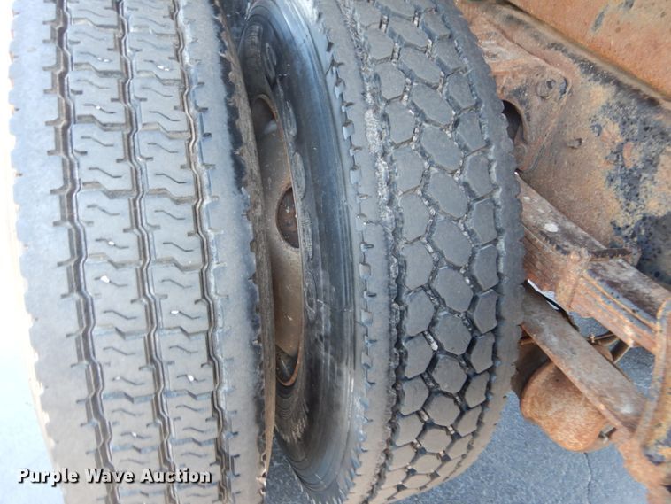 image for item GV9170 2006 Ford F650 Super Duty XLT  dump truck