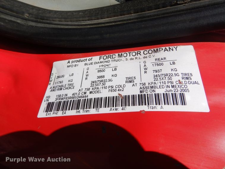 image for item GV9170 2006 Ford F650 Super Duty XLT  dump truck