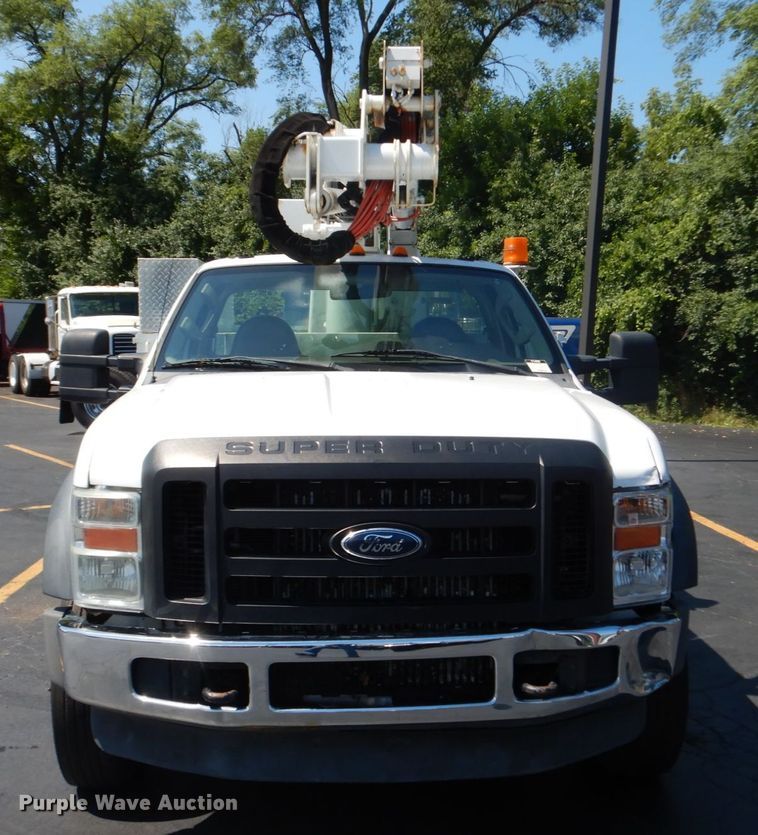 image for item GV9171 2008 Ford F550 Super Duty XL  bucket truck
